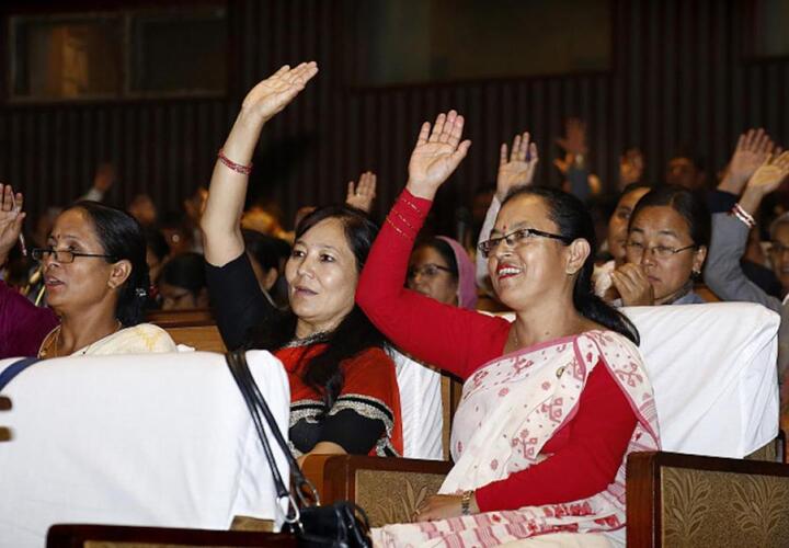 Women politicians voting in Nepal 